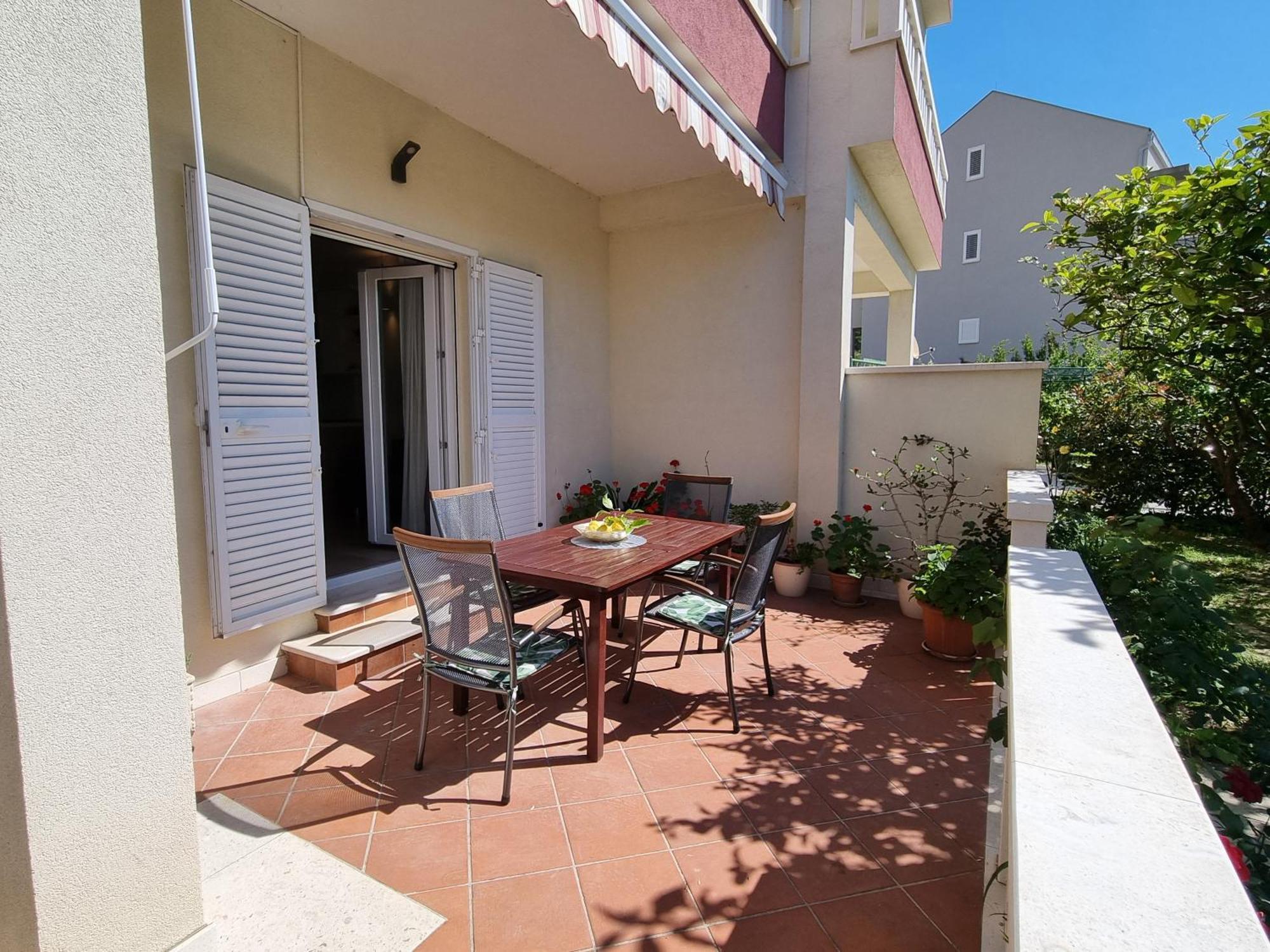 Apartments Kadenca Omiš Exterior foto